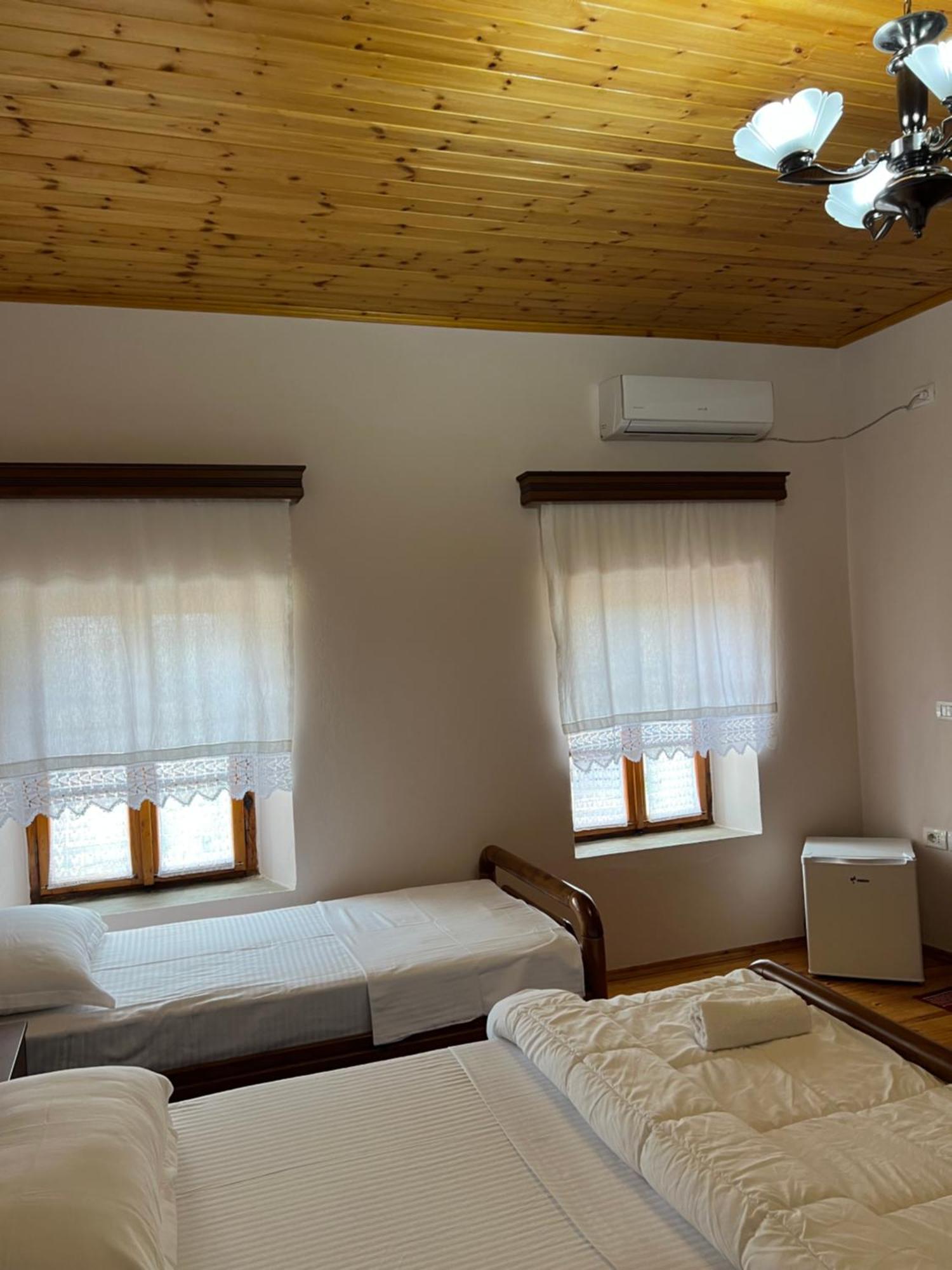 Dd Villa 3 Berat Bagian luar foto